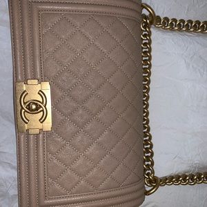 Meet your Posher, Nancy